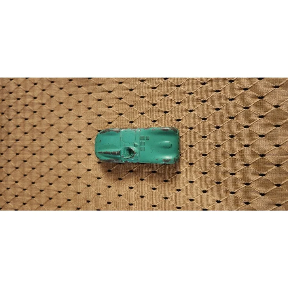 VINTAGE TOOTSIETOY JAGUAR RACER DIECAST CAR CHICAGO 24 USA